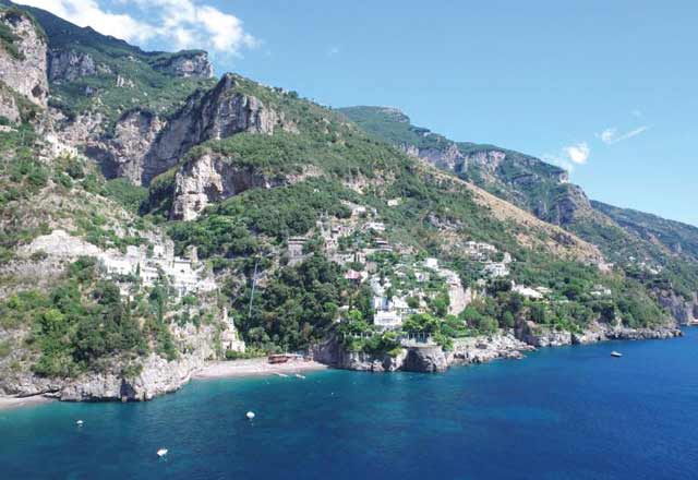 Bagni d'Arienzo Beach Club in Amalfi Coast