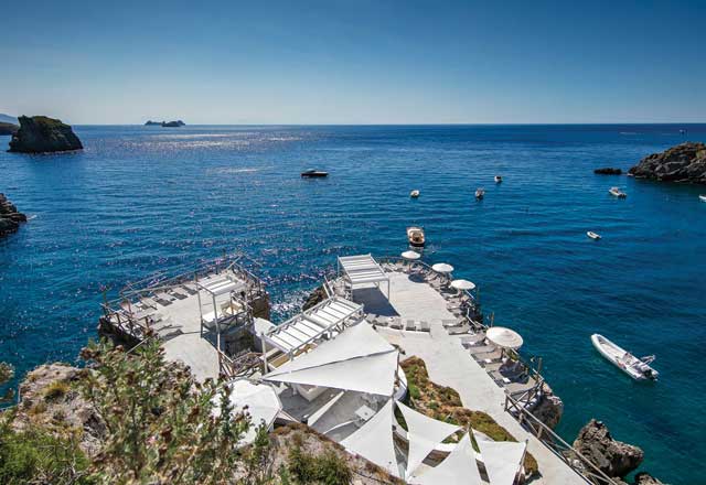 Conca del Sogno Beach Club in Amalfi Coast