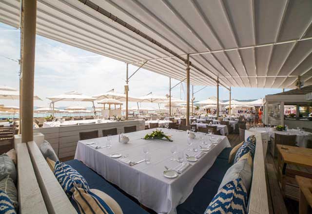 Le Bagatelle Beach Club in Saint-Tropez (French Riviera)