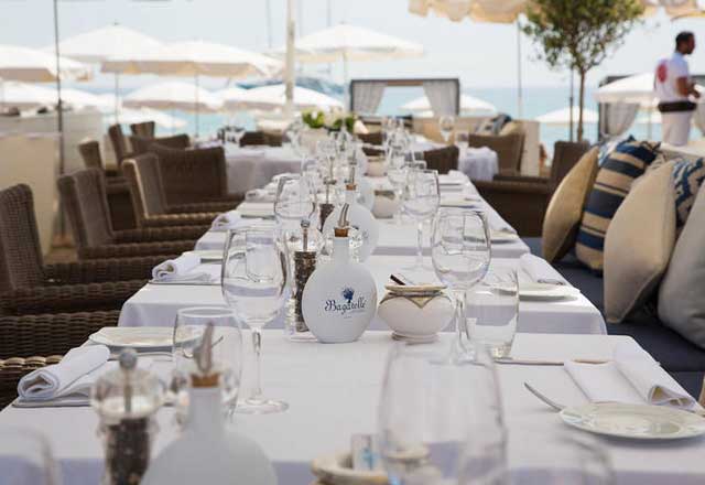 Le Bagatelle Beach Club in Saint-Tropez (French Riviera)