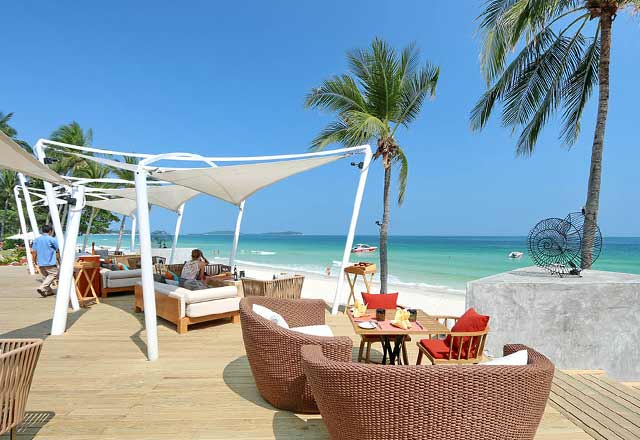 Coast Beach Club & Bistro in Koh Samui